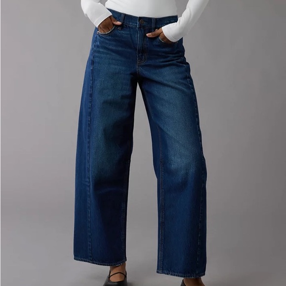 American Eagle Dreamy Drape Strigid Barrel Jeans Women’s 8 Long Dark Wash - Picture 1 of 5